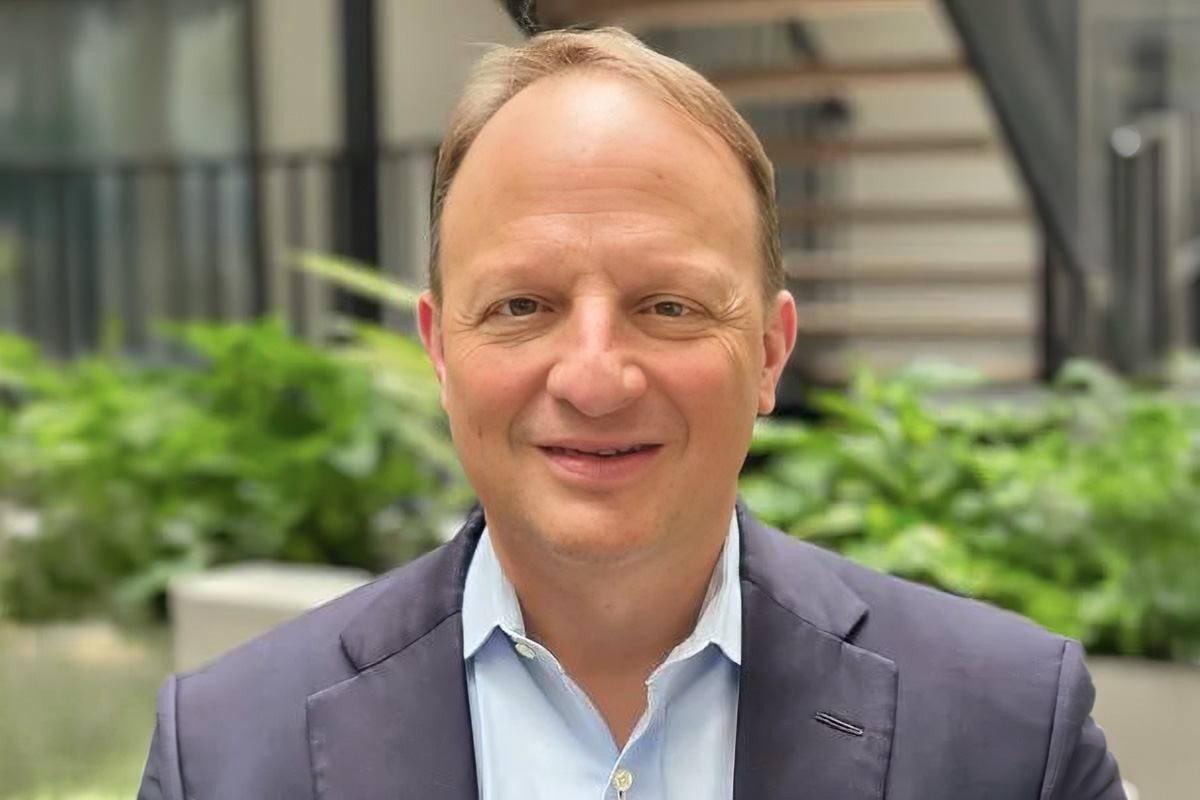 Headshot of David Smith